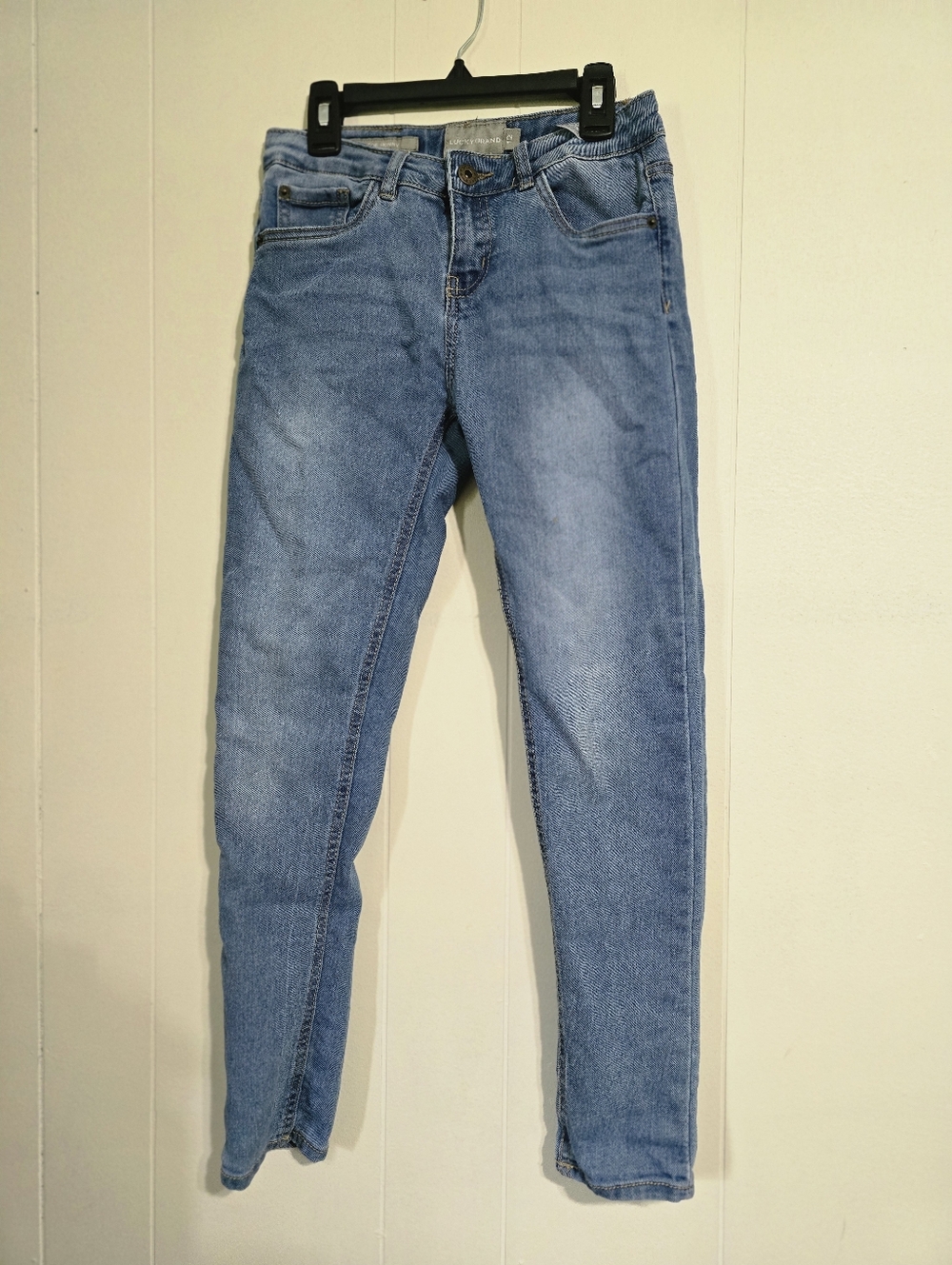 Girls Lucky Brand Skinny Jeans in Light Blue Wash